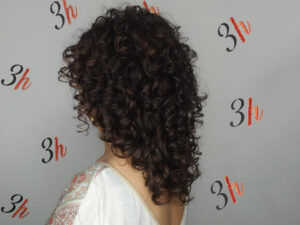 Peluquería Especializada en Curly Hair - Rizos Definidos en Badajoz en Peluquería de Badajoz 3h Ana Lozano
